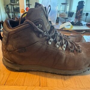 Oboz hiking boots